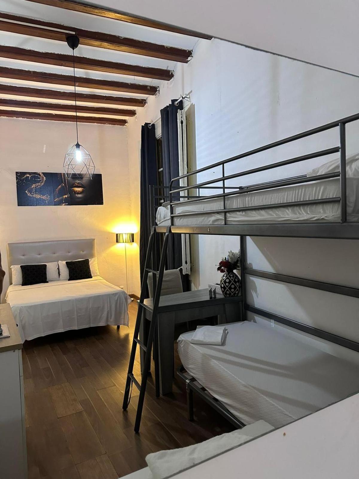 Central Cozy Suite Barcelona Buitenkant foto